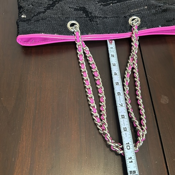 Betsey Johnson Betseyville Black Sequins Animal Print Heart Chain Strap Tote Bag - Picture 15 of 17